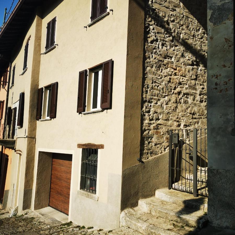 Casa Alla Fontana Faggeto Lario Luaran gambar
